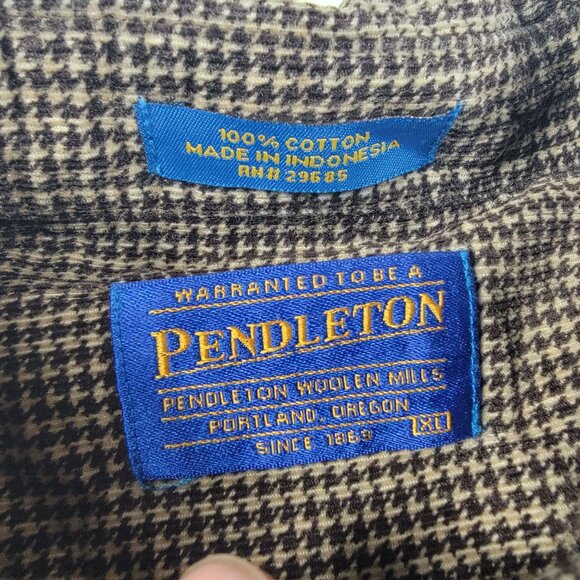 Pendleton Mens XL Brown Long Sleeve Button Down Shirt Casual Outdoor Formal - Picture 3 of 8